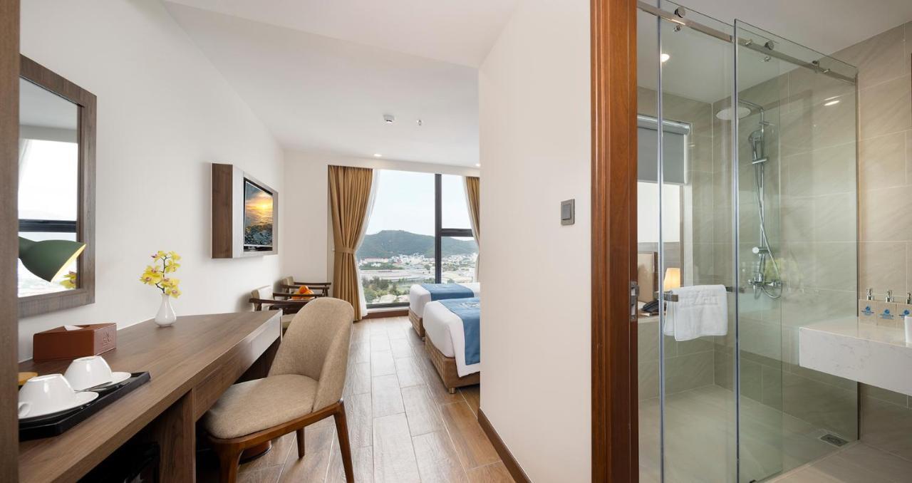 Hotel Miracle Luxury Nha Trang Esterno foto