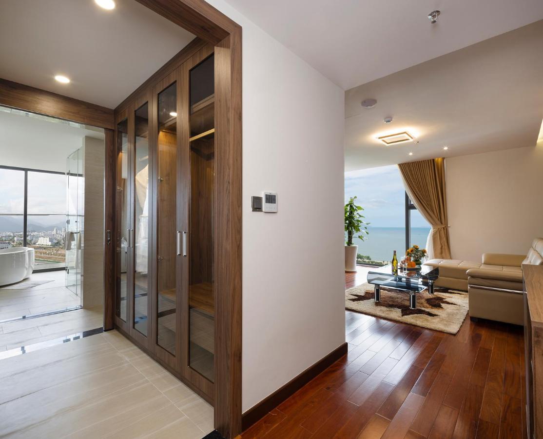 Hotel Miracle Luxury Nha Trang Esterno foto