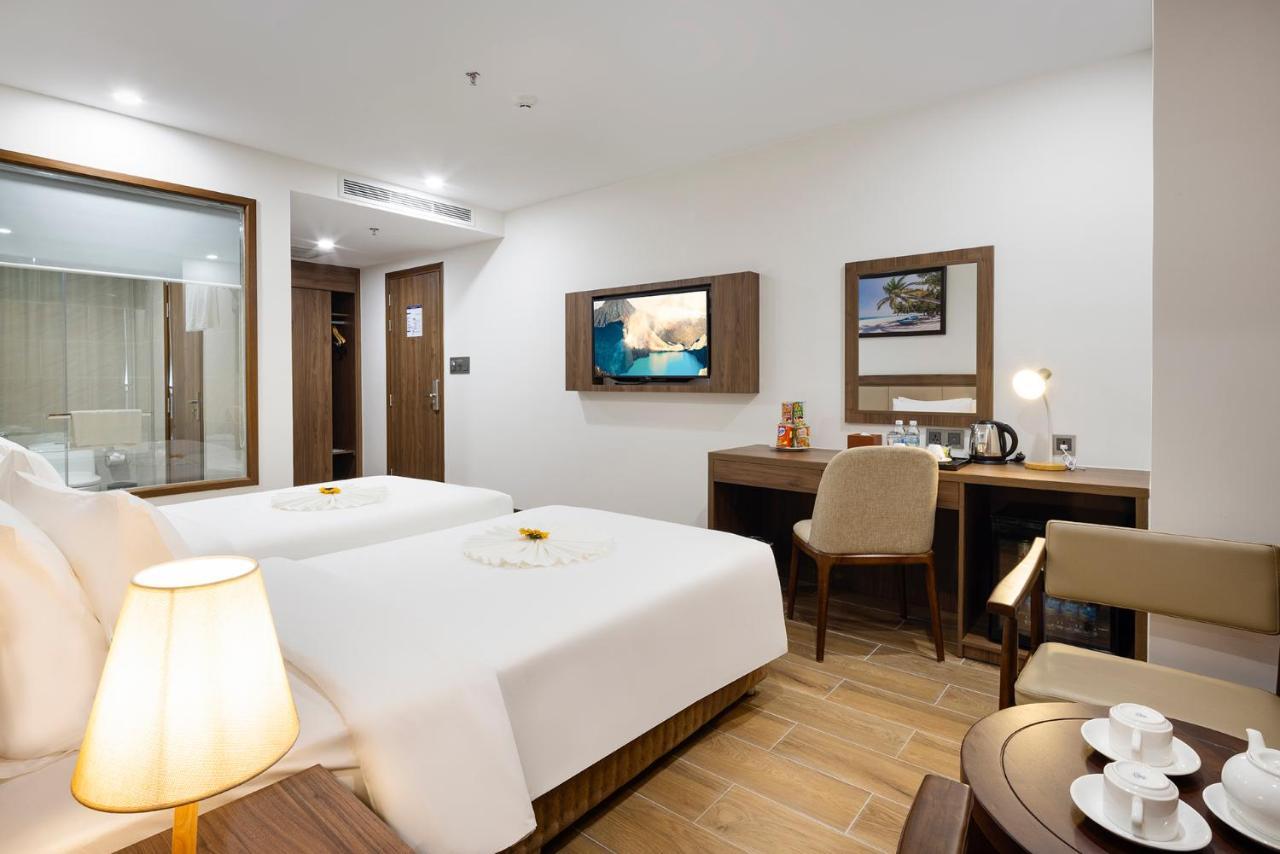 Hotel Miracle Luxury Nha Trang Esterno foto
