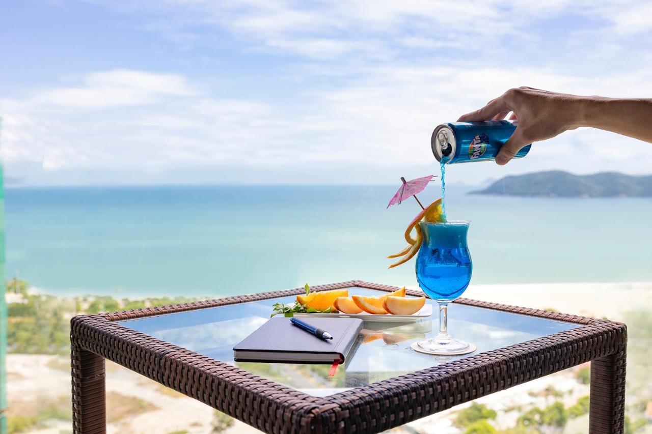 Hotel Miracle Luxury Nha Trang Esterno foto