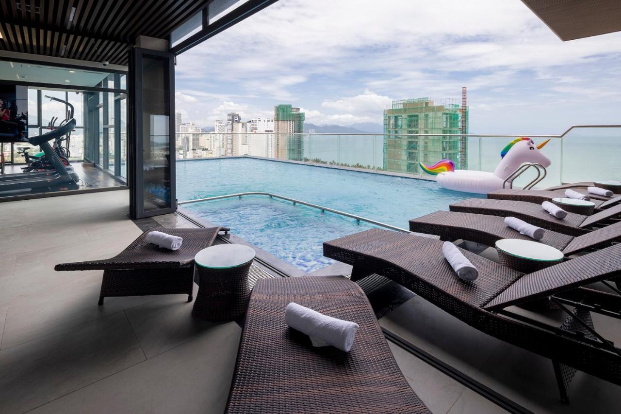 Hotel Miracle Luxury Nha Trang Esterno foto