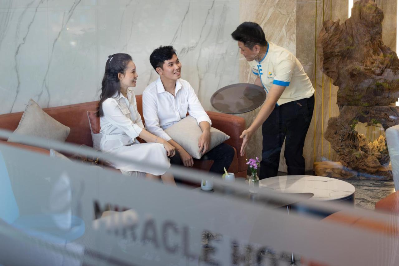 Hotel Miracle Luxury Nha Trang Esterno foto