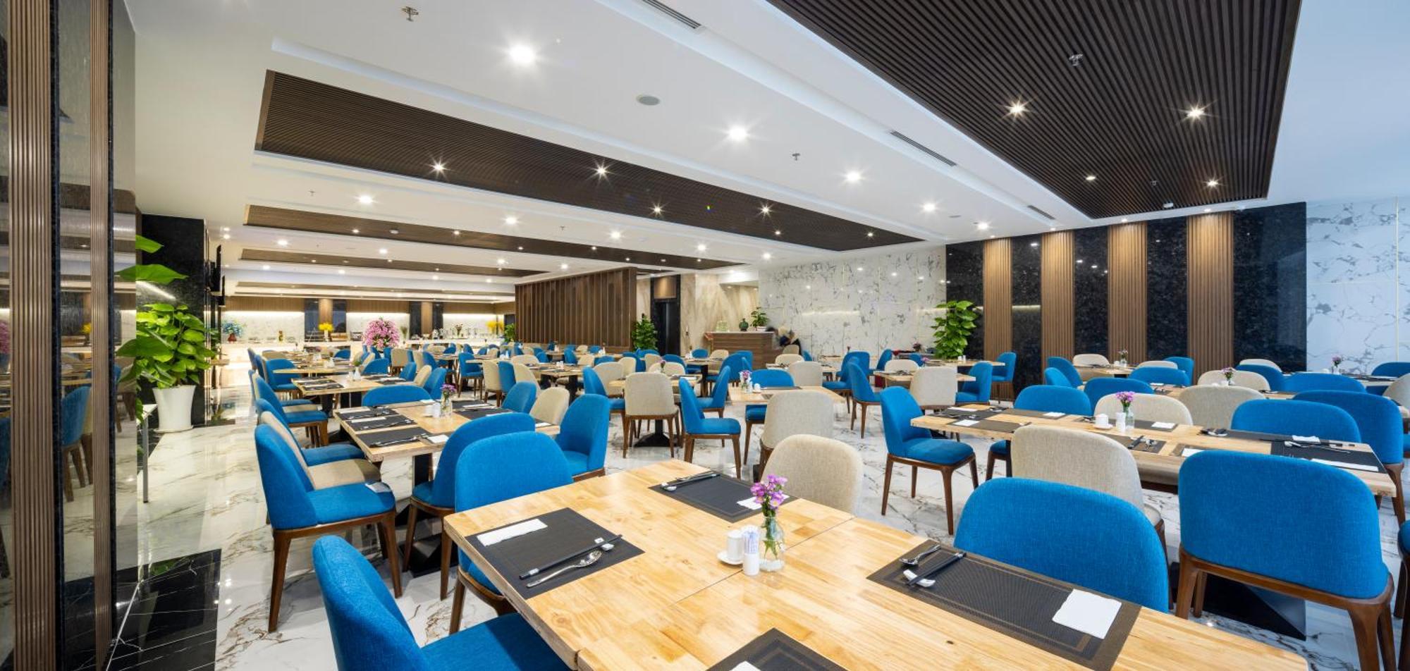 Hotel Miracle Luxury Nha Trang Esterno foto