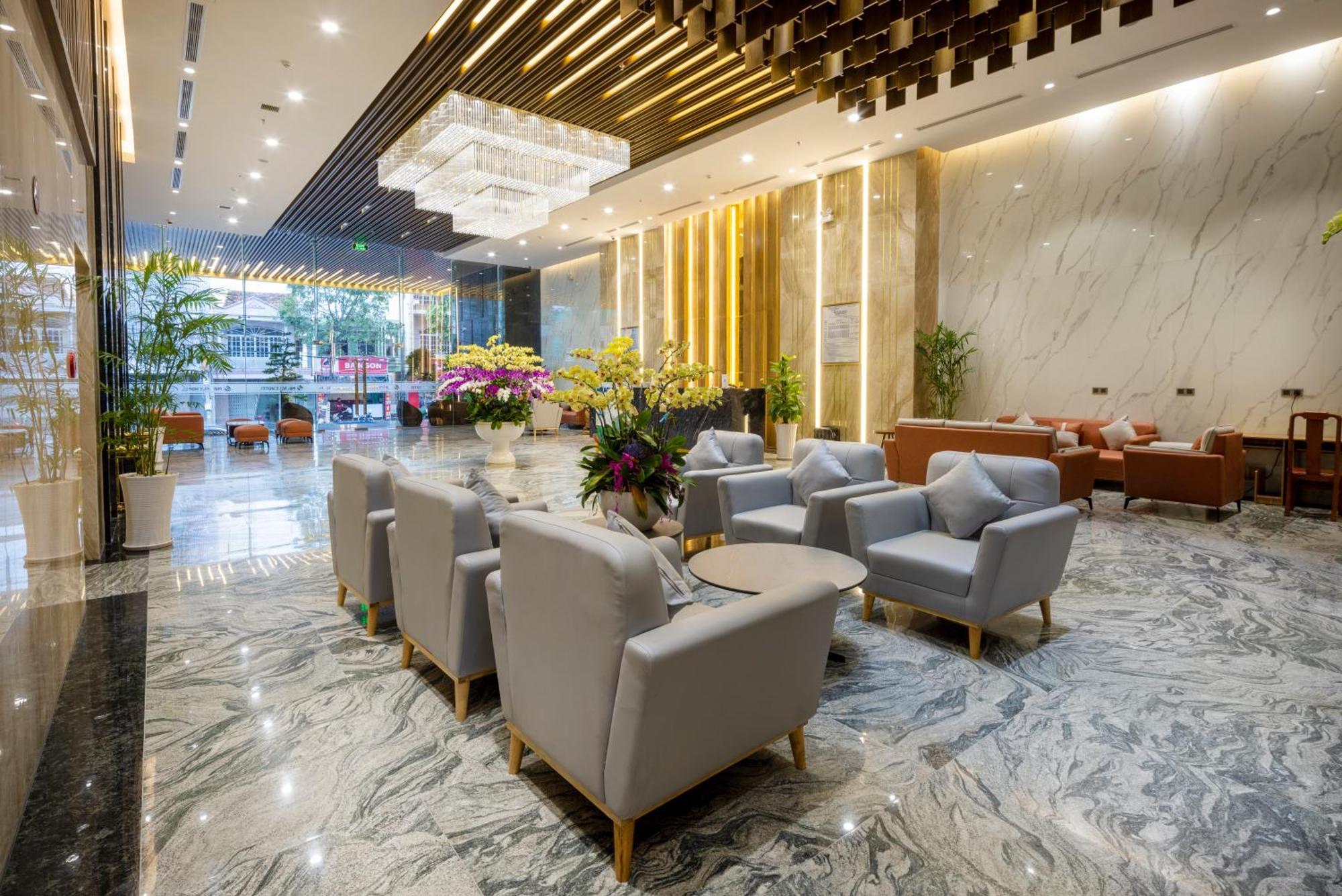 Hotel Miracle Luxury Nha Trang Esterno foto