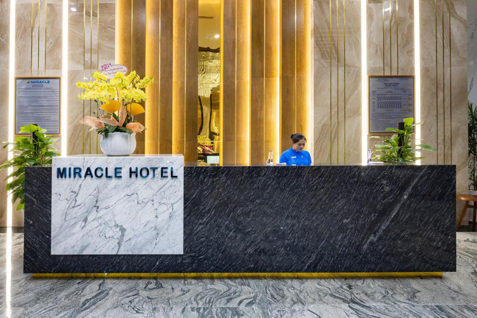 Hotel Miracle Luxury Nha Trang Esterno foto